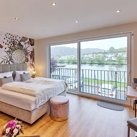 Luxus Mosel-zeit Neu 2023 * Zell