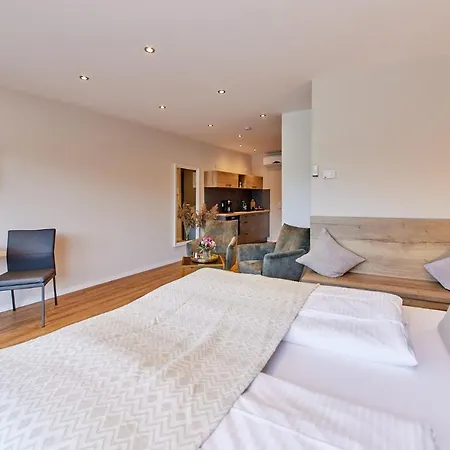 Luxus Mosel-zeit Neu 2023 *