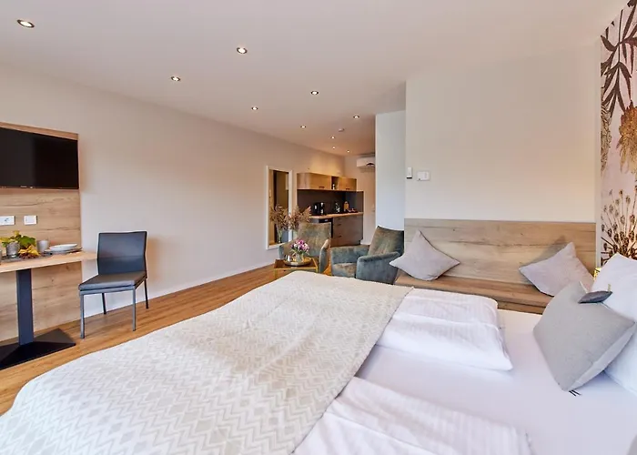 Luxus Mosel-zeit Neu 2023 *